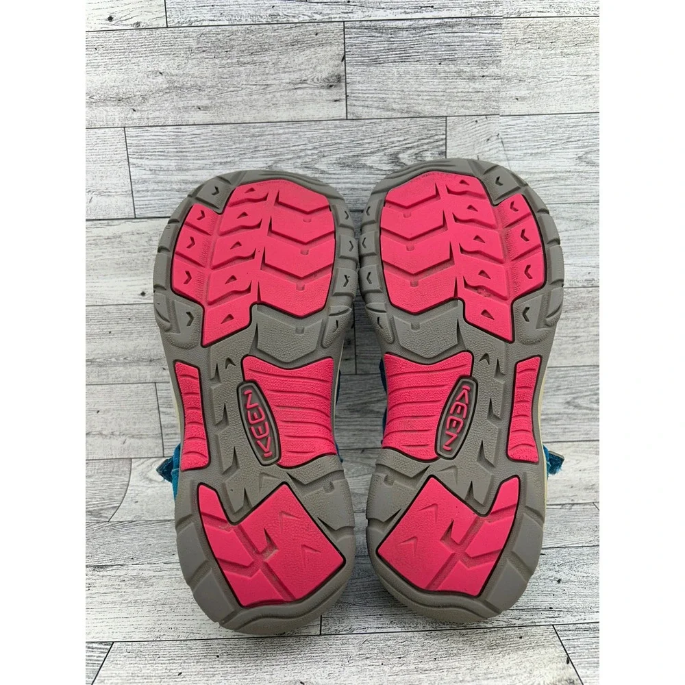 Keen Newport H2 Blue Pink Hiking Sandals Kids Sz 5 1020362 Toe Protection